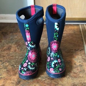 Bogs Rain-boots kids 13. EUC!
